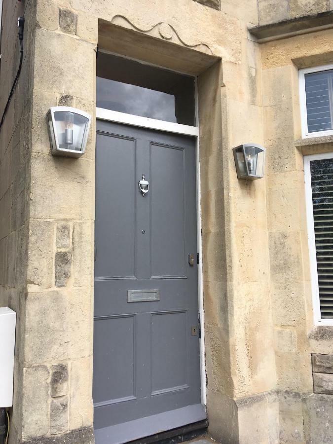 Central Bath House Group Accommodation 외부 사진